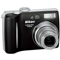 Nikon COOLPIX 7900